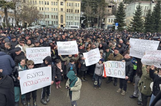 "წავიდეს ინვესტორი"! - ჭიათურელი მაღაროელების ექვსპუნქტიანი მოთხოვნა