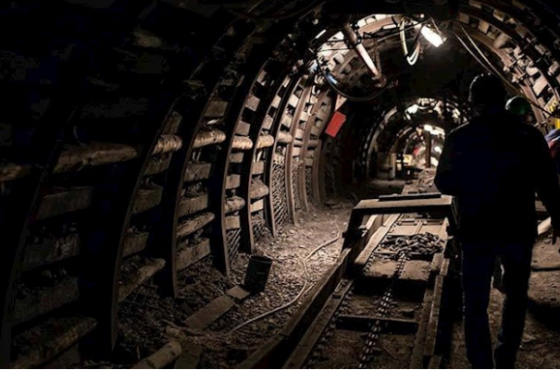 მეშახტეები შახტებიდან არ ამოდიან - პროტესტი ტყიბულში 