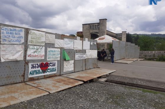 რიონის ხეობაში რკინის ჯებირები ისევ აღმართეს