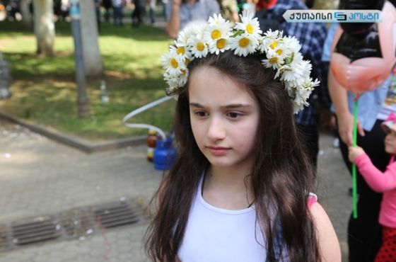 პანდემიის მიუხედავად, ქუთაისში „გვირილობა“ შემცირებული მასშტაბით მაინც აღინიშნება