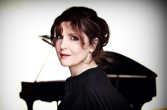 პენცენტრმა იუნესკოს, ელისო ბოლქვაძისთვის მშვიდობის ელჩის სტატუსის მოხსნის მოთხოვნით, მიმართა