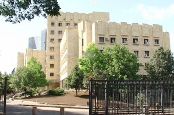 პროკურატურამ „პირველი არხის“ ოპერატორზე თავდასხმის ფაქტზე დაკავებულს ბრალდება წარუდგინა