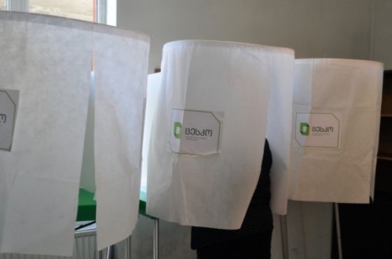 12 საათის მონაცემებით, არჩევანი 4 332 ადამიანმა დააფიქსირა - ამომრჩევლთა დაბალი აქტივობა ბაღდათში 