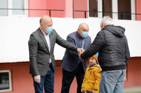 ქუთაისში 60 დევნილ ოჯახს ბინა გადაეცა