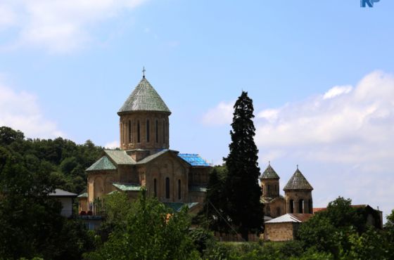 კულტურული მემკვიდრეობის სააგენტო გელათში გადახურვის დაზიანებაზე პასუხისმგებლობას იხსნის