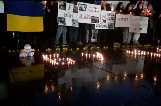 "პატივი მივაგეთ, პუტინის  მიერ ბუჩაში მოწყობილი გენოციდის დროს დაღუპულებს"