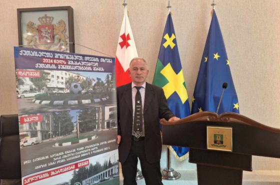 ხმლის მონუმენტი და დროშები - "მშვიდობის ბურთის" ავტორის ახალი ინიციატივები