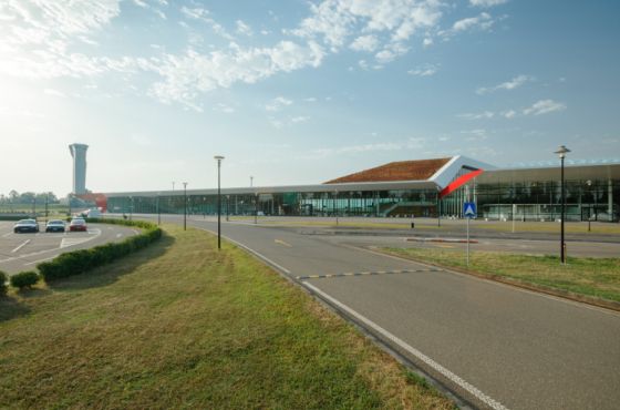 ქუთაისის აეროპორტის ახალი ავტოსადგომის მოსაწყობად 3,5 მილიონიანი ტენდერი გამოცხადდა