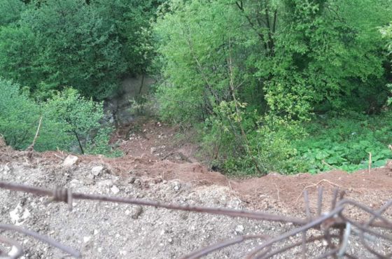 ტყიბულის სოფელ სოჩხეთში მეწყერი ჩამოწვა