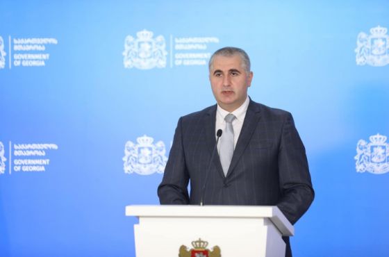 „საჯარო სამსახურში ხელფასი ყოველწლიურად, 10%-ით გაიზრდება“ - ფინანსთა მინისტრი