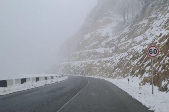 საჩხერე-უზუნთა-შქმერი-ზუდალის გზაზე, თოვის გამო, მოძრაობა აიკრძალა