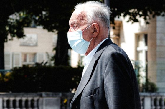 სიბერე თუ კორონავირუსი - რისი ეშინიათ ხანდაზმულებს საქართველოში?