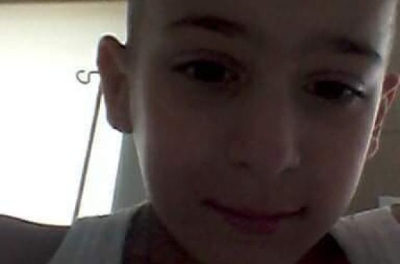 რვა წლის ოთოს საზოგადოების დახმარება სჭირდება