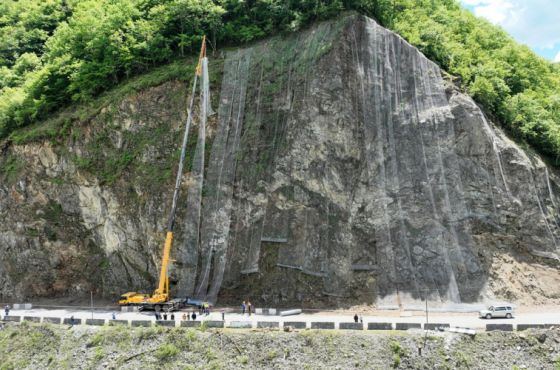 რაჭაში, მსოფლიო ბანკი ქვათაცვენის საწინააღმდეგო ბადეებისა და კედლების მოწყობას 4,2 მლნ ლარით აფინანსებს