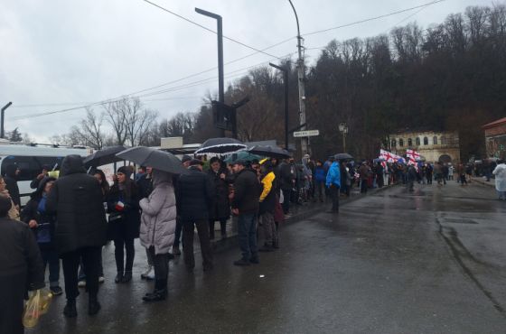 ქუთაისში "ერთობის ჯაჭვი" შეიკრა