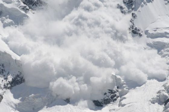 ცაგერში კლდე ჩამოიშალა - მოყოლილია ერთი ადამიანი