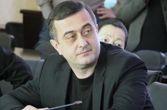 ვინ ჩაანაცვლებს საკრებულოში ნიკა ლატარიას