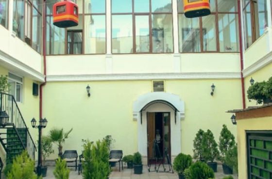 ქუთაისის თოჯინების თეატრმა ახალი სეზონი პრემიერით გახსნა (ფოტო)