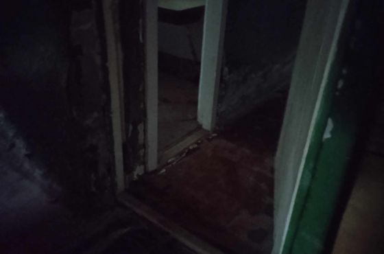 "ანტისანიტარიაა“ - ქუთაისის საჯარო სკოლაში, ჭიდაობის დარბაზის მოწესრიგებას ითხოვენ