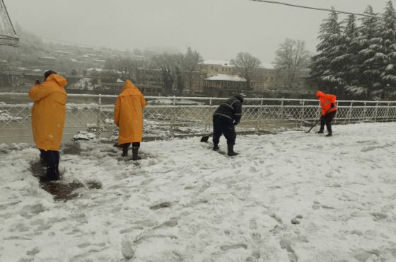 "ყველაფერს გავაკეთებთ იმისთვის, რომ ქალაქში ნალექმა რაიმე შეფერხება არ წარმოქმნას"