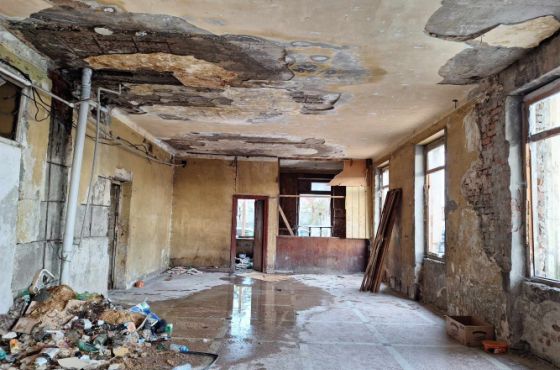 აქვთ თუ არა ბინები სასტუმრო "თბილისის"  ყოფილ შენობაში მცხოვრებლებს - დევნილთა სააგენტოს განცხადება