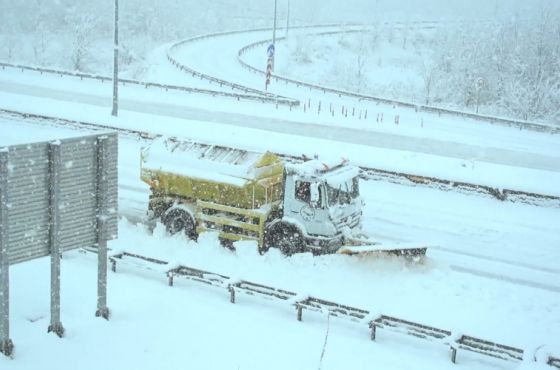 დიდთოვლობის გამო, საავტომობილო გზებზე შეზღუდვები დაწესდა