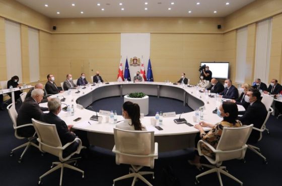 ბუსტერიზაცია და ნიღბის ტარება - საკოორდინაციო საბჭოს ახალი რეკომენდაციები