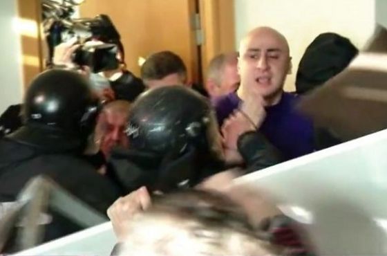 „ნაციონალური მოძრაობის“ თავმჯდომარე ნიკა მელია დააკავეს