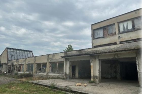 "შენობა ერთი შეხედვითაც კრიტიკულ მდგომარეობაშია"- ომბუდსმენი ქუთაისში არსებულ სოციალურ საცხოვრისზე