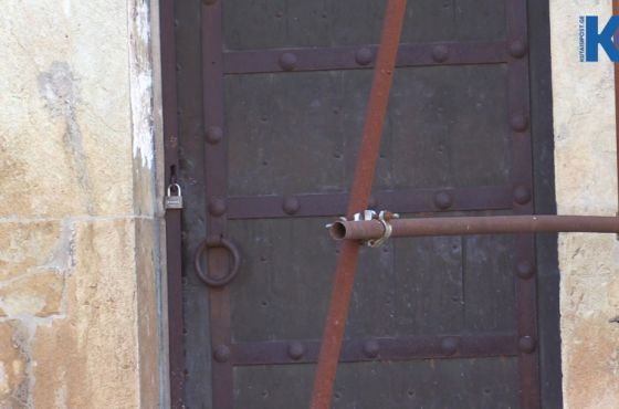 "ექსპერტებს მყუდროება სჭირდებათ " - გელათი ისევ დაკეტილია 