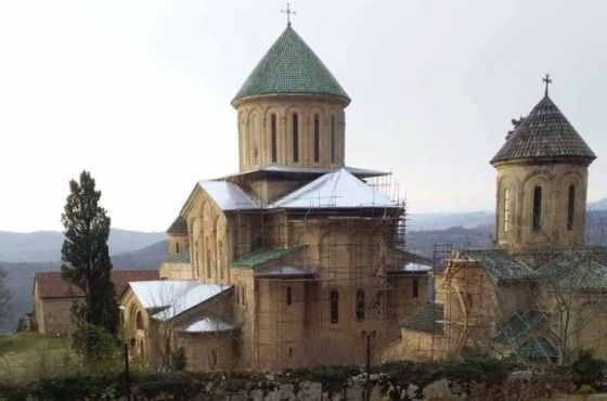 "ამ მასშტაბის სამუშაოებისთვის ვადები არასაკმარისია" - "საყდრისის კომიტეტი" გელათის რეაბილიტაციაზე