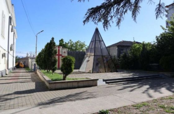 ქუთაისის მერია 8 აგვისტოს მემორიალის რეაბილიტაციისთვის ტენდერს მეორედ აცხადებს