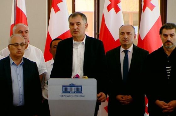 „ენჯეოების დაფინანსება მკაცრ საკანონმდებლო ჩარჩოებში უნდა მოექცეს“ - "ხალხის ძალა"