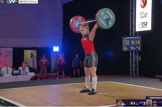 ხონელმა ძალოსანმა გოგონამ ევროპის ჩემპიონატზე რეკორდი დაამყარა