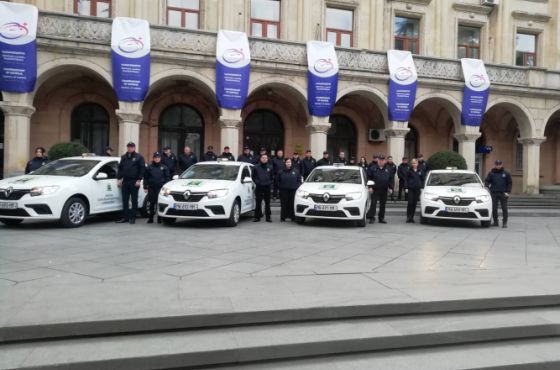 ქუთაისის ქუჩებში ზედამხედველობის სამსახურის ავტომანქანები იპატრულირებენ