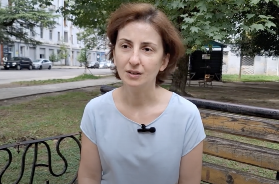 "გვეშინია, გზავნილებსაც არ შეექმნას პრობლემა" - ემიგრანტის ოჯახი ქუთაისიდან