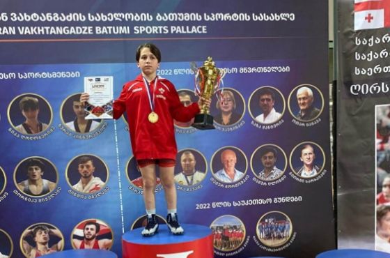 საქართველოს ჩემპიონის ტიტული - ქუთაისელი მოჭიდავის წარმატება