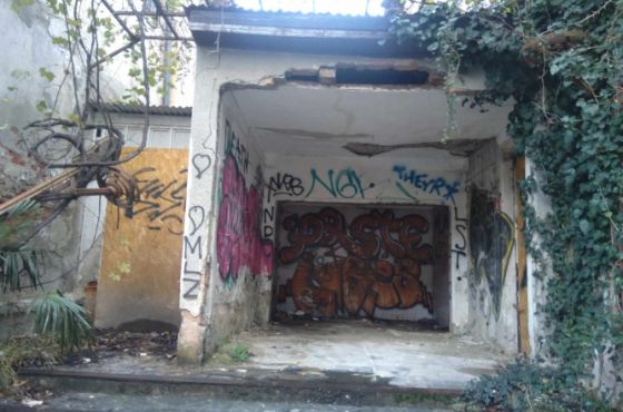 "აქაურობა სანაგვედ იქცა'' - ანტისანიტარია ქუთაისის ცენტრში