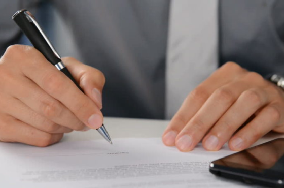 რას ამბობენ თანამდებობის პირები, რომლებსაც დეკლარაციაში ქონებები "გამორჩათ"