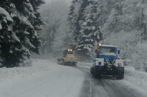 მოწამეთა-ტყიბული-ამბროლაურის გზის მონაკვეთზე მოძრაობა აიკრძალა