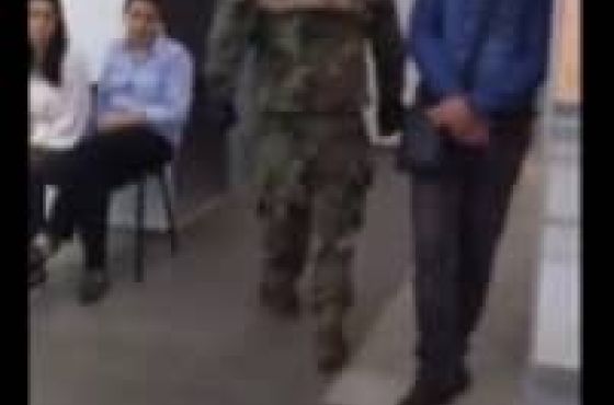 2 მილიონი სამ საათში -  ბანკში შეჭრილი მძარცველი მოთხოვნებს აყენებს 