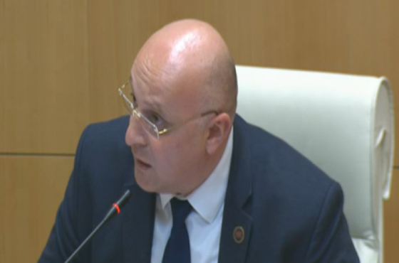 „ქედს ვიხრი თქვენს წინაშე” - ქუთაისის მაჟორიტარი ირაკლი ღარიბაშვილს