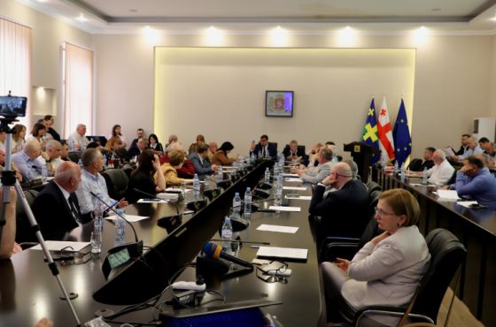   რა აეკრძალათ დეპუტატებს - ქუთაისის საკრებულომ ეთიკისა და ქცევის წესები დაამტკიცა 