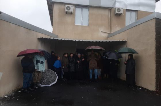 ქუთაისში მოსახლეობა მეტადონის ცენტრის მათ დასახლებაში გადატანას აპროტესტებს