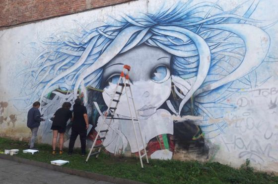 "მონპლეზირის" თაღთან, დაზიანებული გრაფიტის აღდგენის სამუშაოები მიმდინარეობს