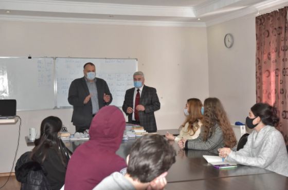 მერია სოციალურად დაუცველ მოსწავლეებს სააბიტურიენტო მომზადებას დაუფინანსებს