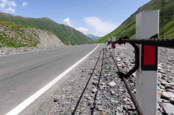 ქუთაისი(ჭომა)-ალპანა-მამისონის უღელტეხილის გზის მონაკვეთზე მოძრაობა აიკრძალა