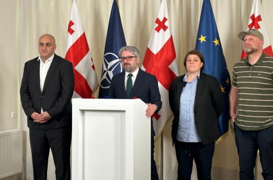 „ახალი“, „დროა“ და „გირჩი-მეტი თავისუფლება“ არჩევნებში ერთიანი სიით მიიღებენ მონაწილეობას