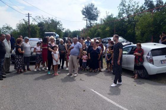 "თუ დროულად არ დაიწყება გზის რეაბილიტაცია, ცენტრალურ გზას გადავკეტავთ"