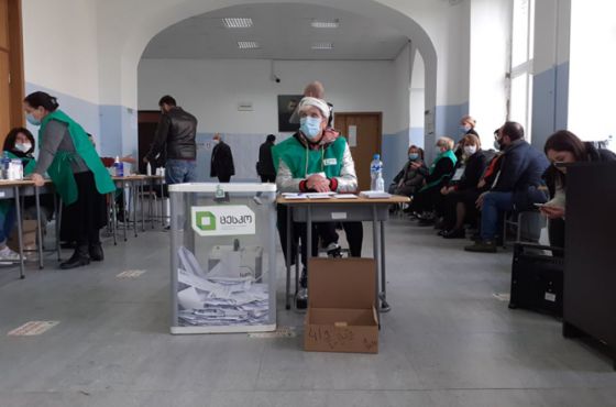  ქუთაისში, პირველ ტურთან შედარებით, ამომრჩევლის მეტი აქტიურობა ფიქსირდება